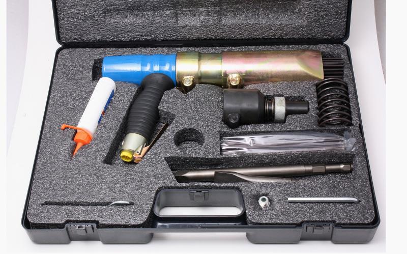 AT-4 Airtec garnituresæt